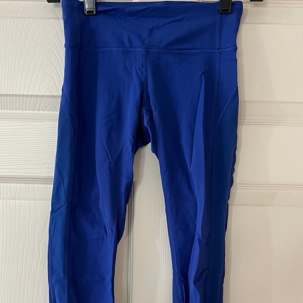 Brand new blue lulu lemon leggings size 2
